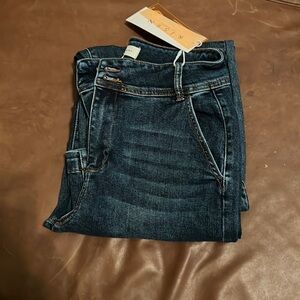 Risen wide leg jeans